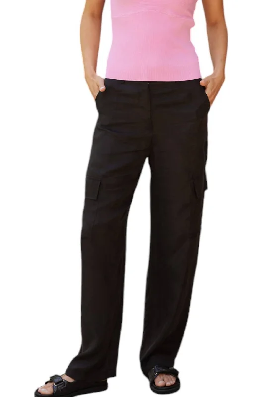 Mella Cargo Pants In Black